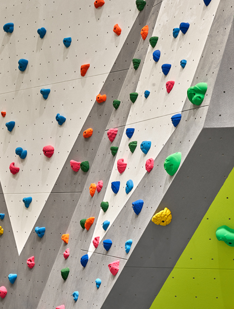 Climbing wall