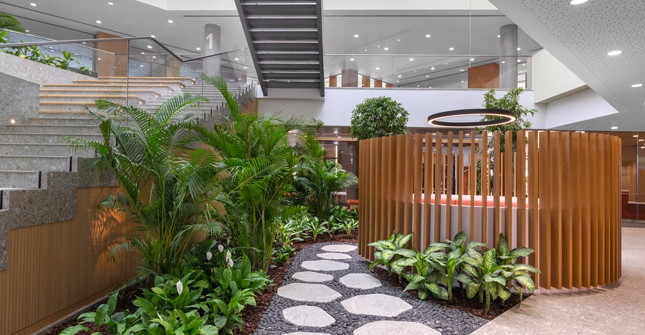 The Jafar Centre, a stunning new addition to Dubai College, showcases a biophilic design crafted by the architects at Godwin Austen Johnson. This innovative building beautifully blends nature with cutting-edge architecture, creating an inspiring environment for students and faculty alike.
