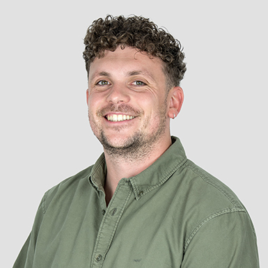 Confidently human — trusted expertise with a friendly face. Clear advice, honest service, and reliable results from a team that puts people first.
